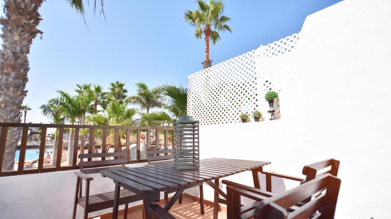 Book Jet - Oasis Pool View Apartment Corralejo Eksteriør billede