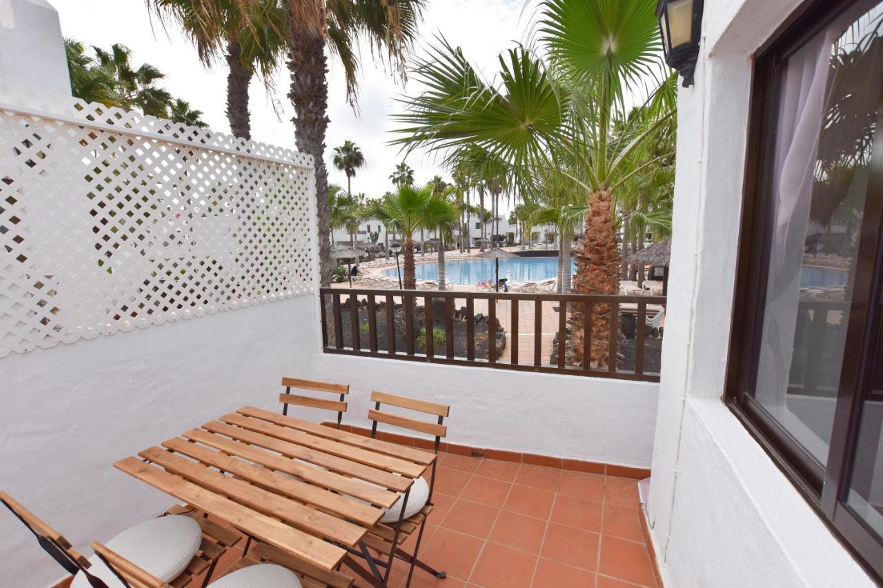 Book Jet - Oasis Pool View Apartment Corralejo Eksteriør billede