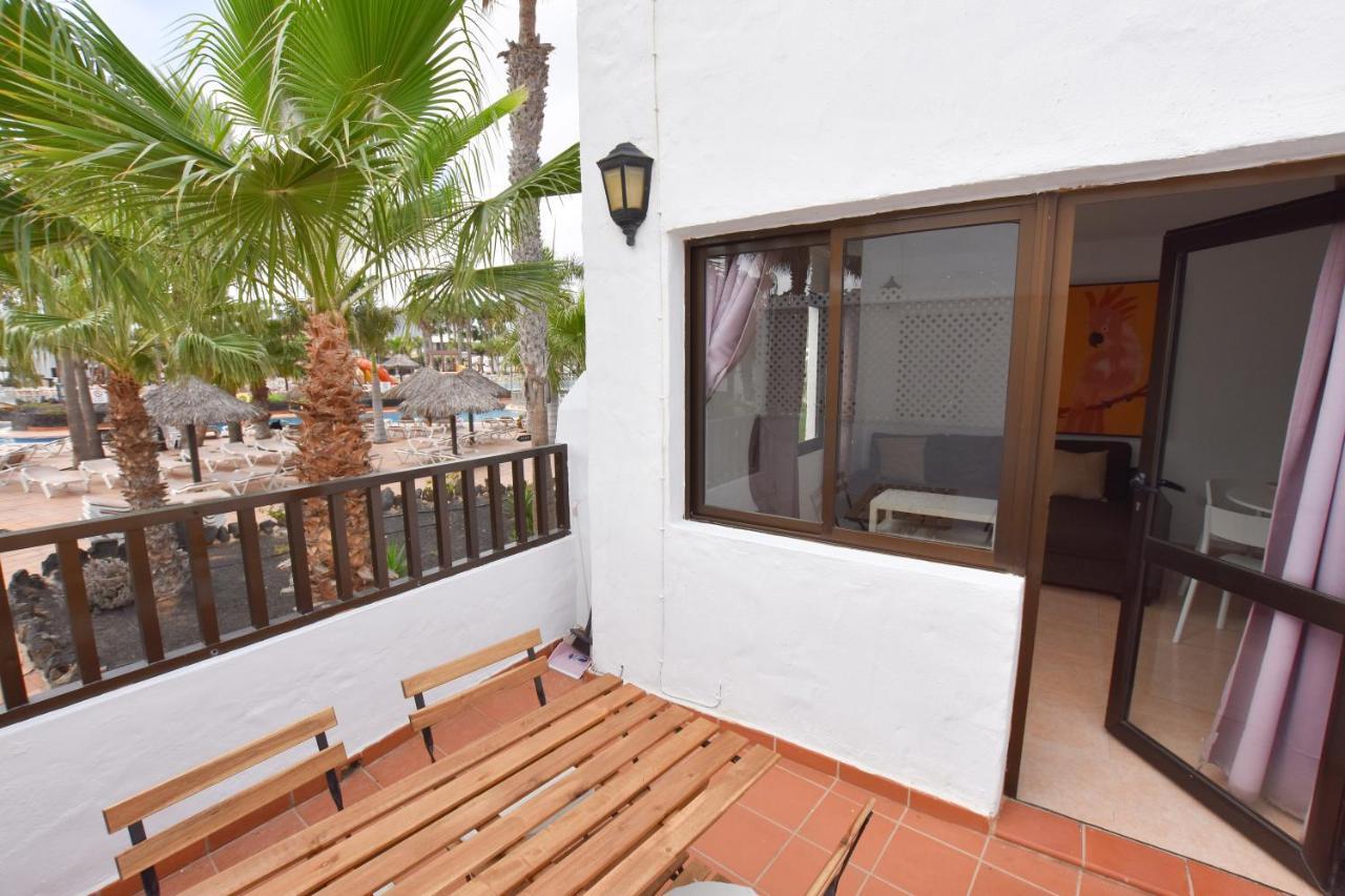 Book Jet - Oasis Pool View Apartment Corralejo Eksteriør billede